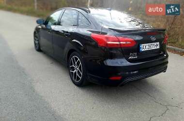 Седан Ford Focus 2015 в 