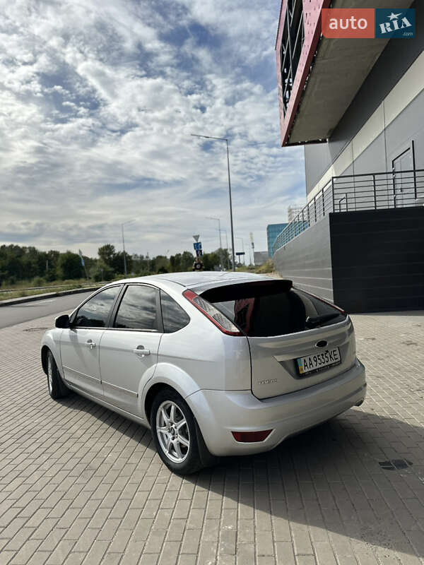 Хэтчбек Ford Focus 2010 в Киеве фото 6 Хэтчбек Ford Focus 2010 в Киеве