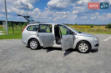 Универсал Ford Focus 2009 в Киверцах