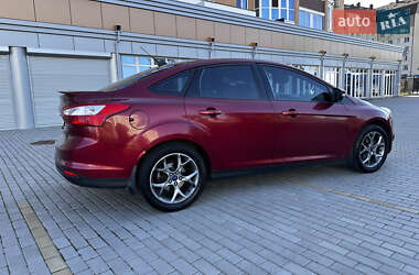 Седан Ford Focus 2014 в 