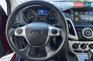 Седан Ford Focus 2014 в 