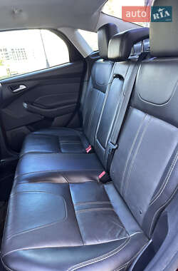 Седан Ford Focus 2014 в 