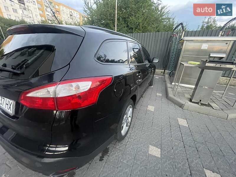 Универсал Ford Focus 2013 в Ужгороде