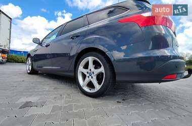 Универсал Ford Focus 2011 в 