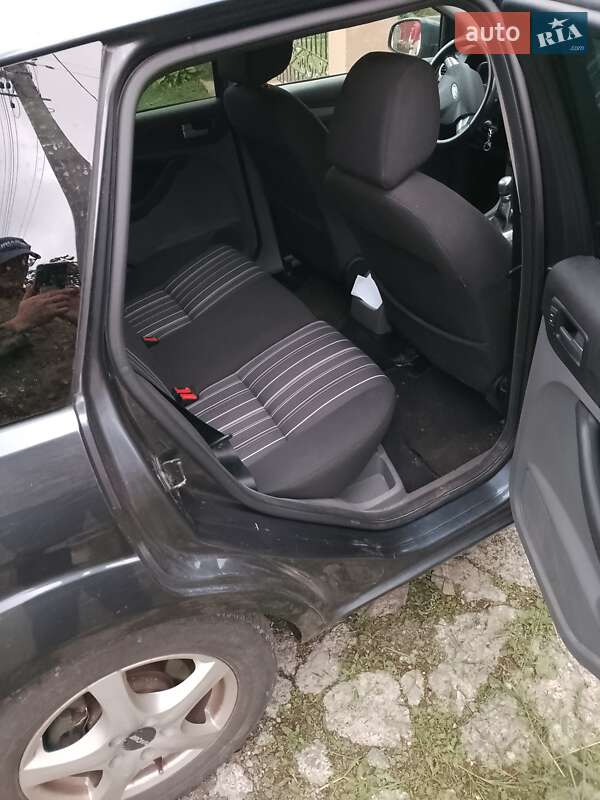 Универсал Ford Focus 2008 в Дубно фото 8 Универсал Ford Focus 2008 в Дубно