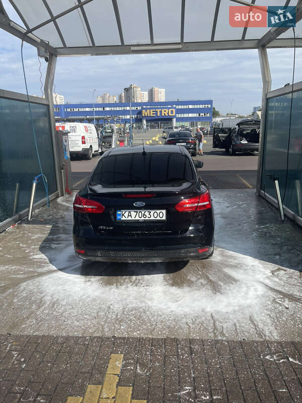 Седан Ford Focus 2016 в Києві фото 2 Седан Ford Focus 2016 в Києві