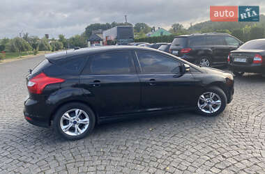 Хэтчбек Ford Focus 2014 в 