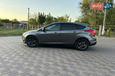 Хетчбек Ford Focus 2014 в 