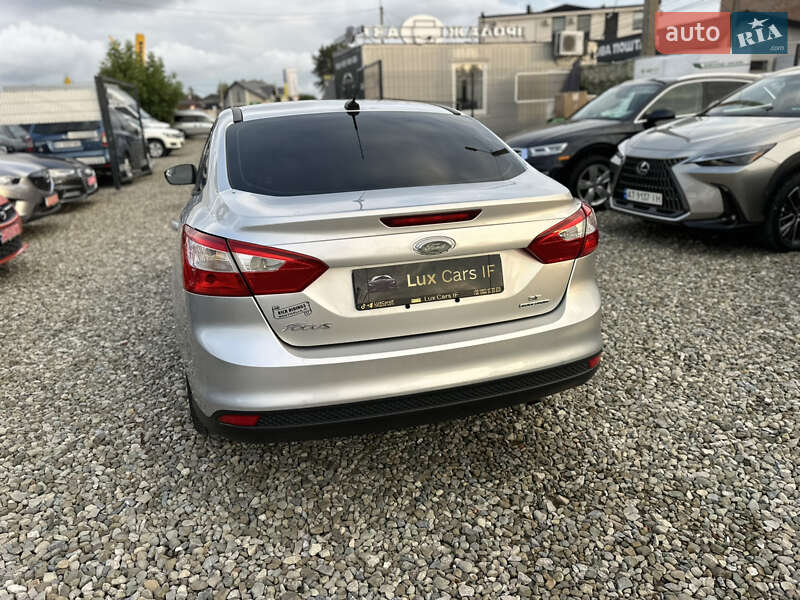 Седан Ford Focus 2012 в Ивано-Франковске