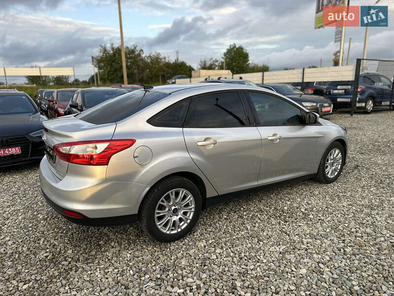 Седан Ford Focus 2012 в Ивано-Франковске
