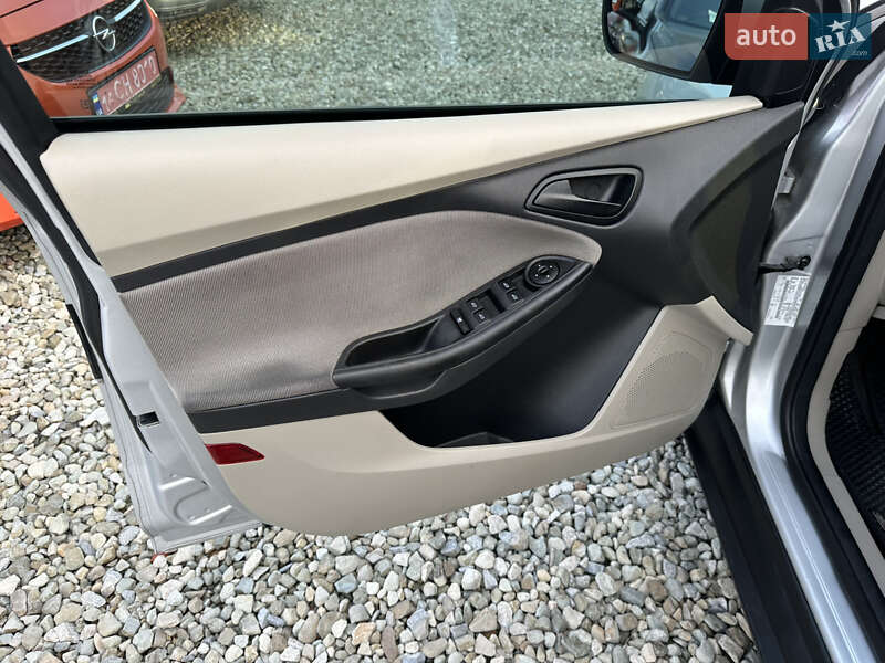 Седан Ford Focus 2012 в Ивано-Франковске