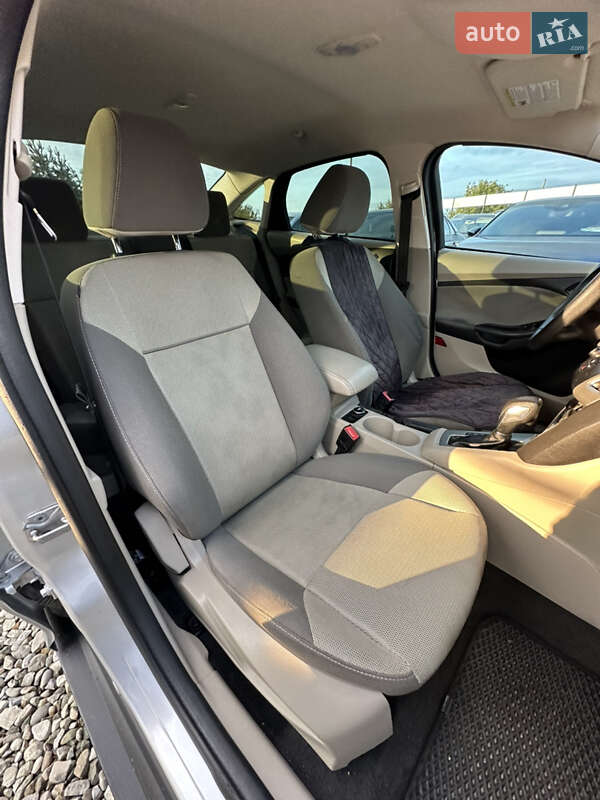 Седан Ford Focus 2012 в Ивано-Франковске