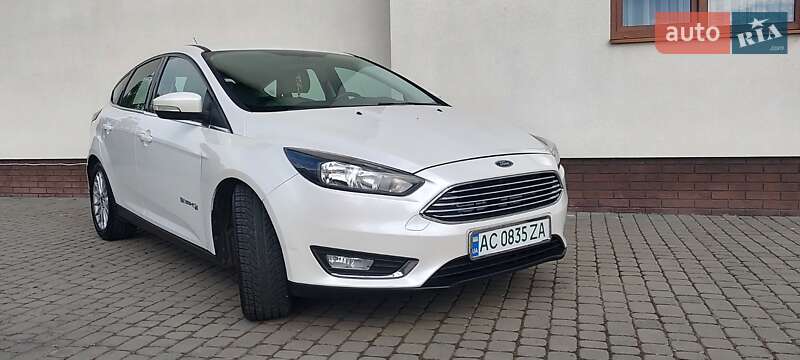 Хэтчбек Ford Focus 2014 в Луцке