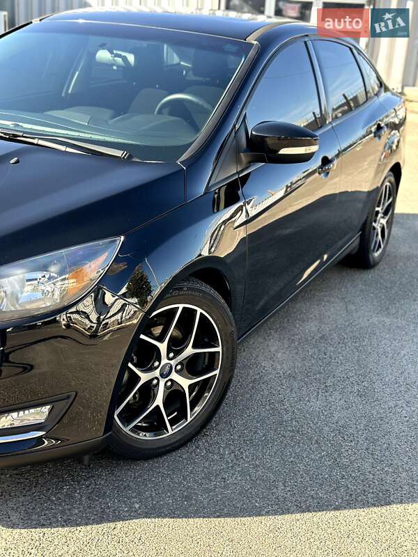 Седан Ford Focus 2018 в Киеве