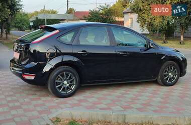 Хэтчбек Ford Focus 2009 в 