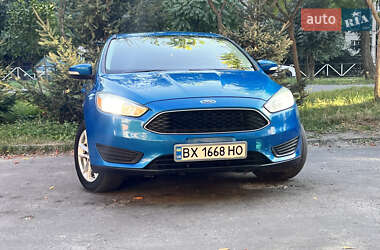 Хэтчбек Ford Focus 2015 в 