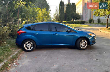 Хэтчбек Ford Focus 2015 в 