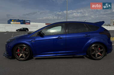 Хэтчбек Ford Focus 2013 в 