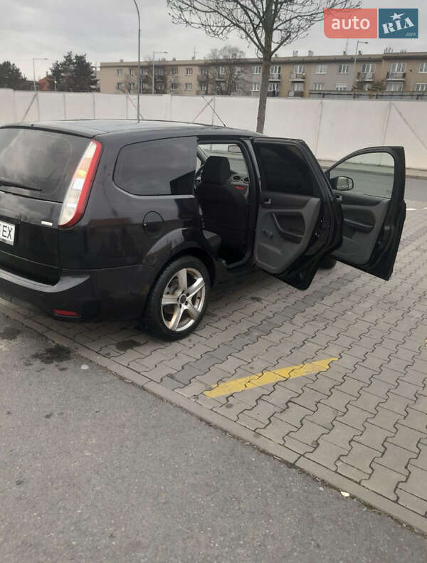Универсал Ford Focus 2010 в Хусте