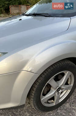 Хетчбек Ford Focus 2006 в 