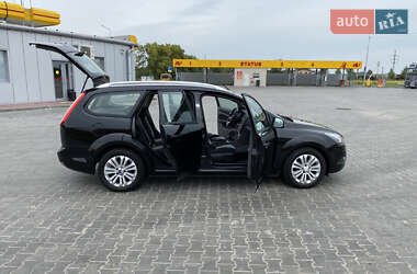 Универсал Ford Focus 2010 в 
