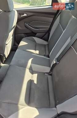Седан Ford Focus 2013 в 
