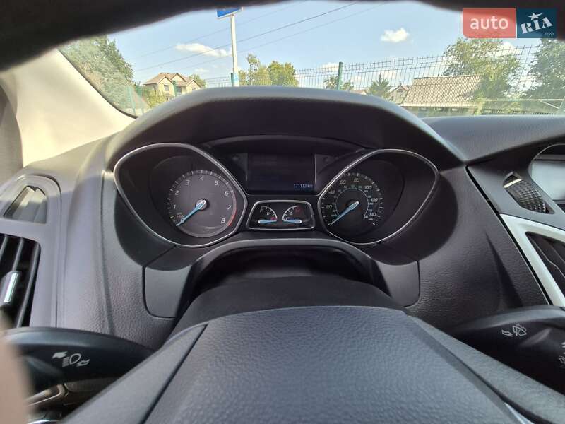 Седан Ford Focus 2013 в Дніпрі