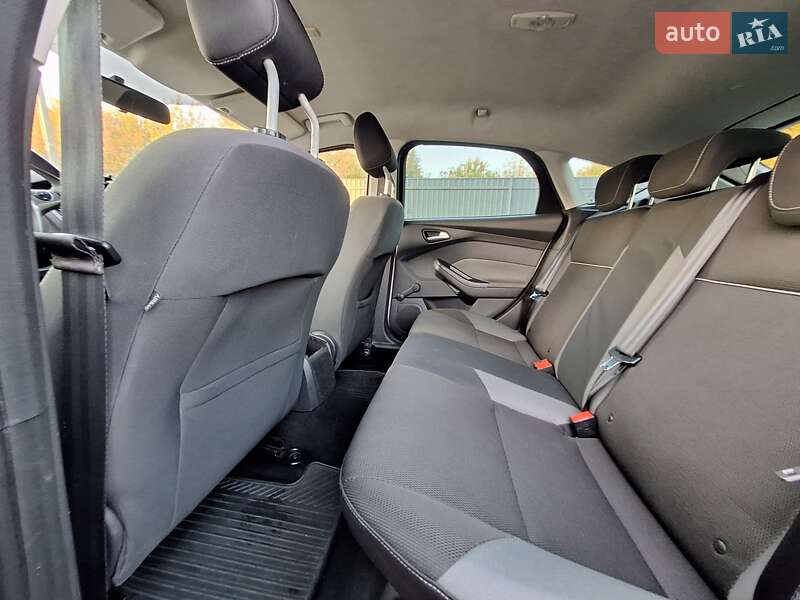 Хэтчбек Ford Focus 2011 в Киеве