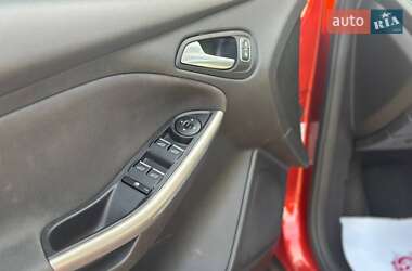 Седан Ford Focus 2018 в 