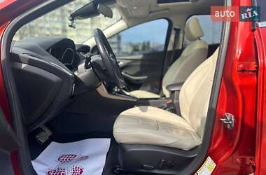 Седан Ford Focus 2018 в 