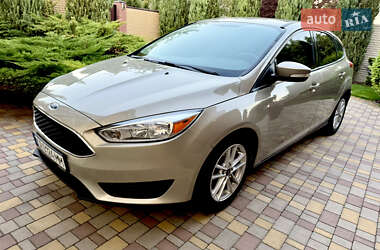 Хэтчбек Ford Focus 2015 в 