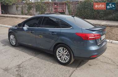 Седан Ford Focus 2018 в 