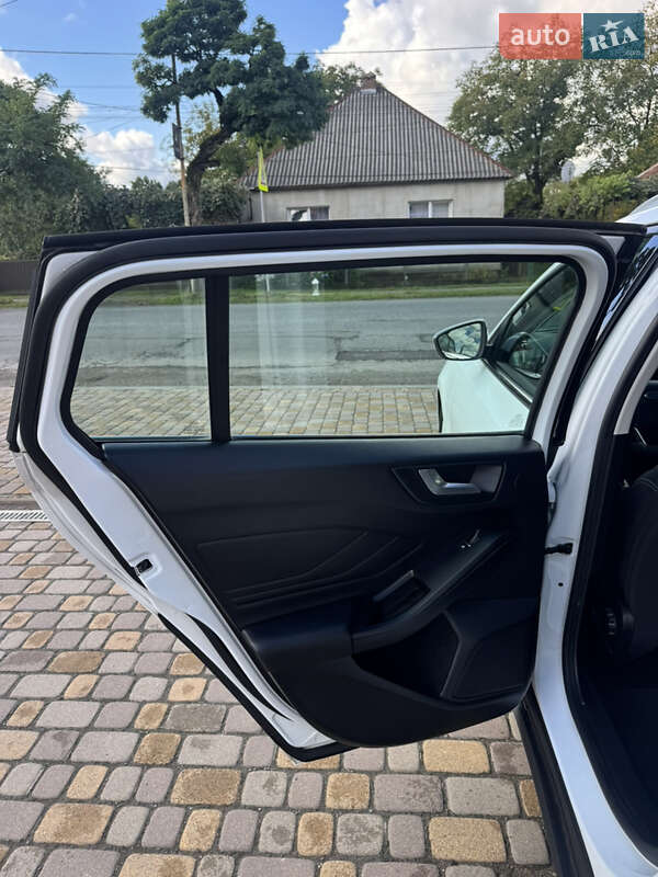 Универсал Ford Focus 2020 в Сваляве