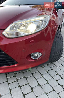 Универсал Ford Focus 2013 в 