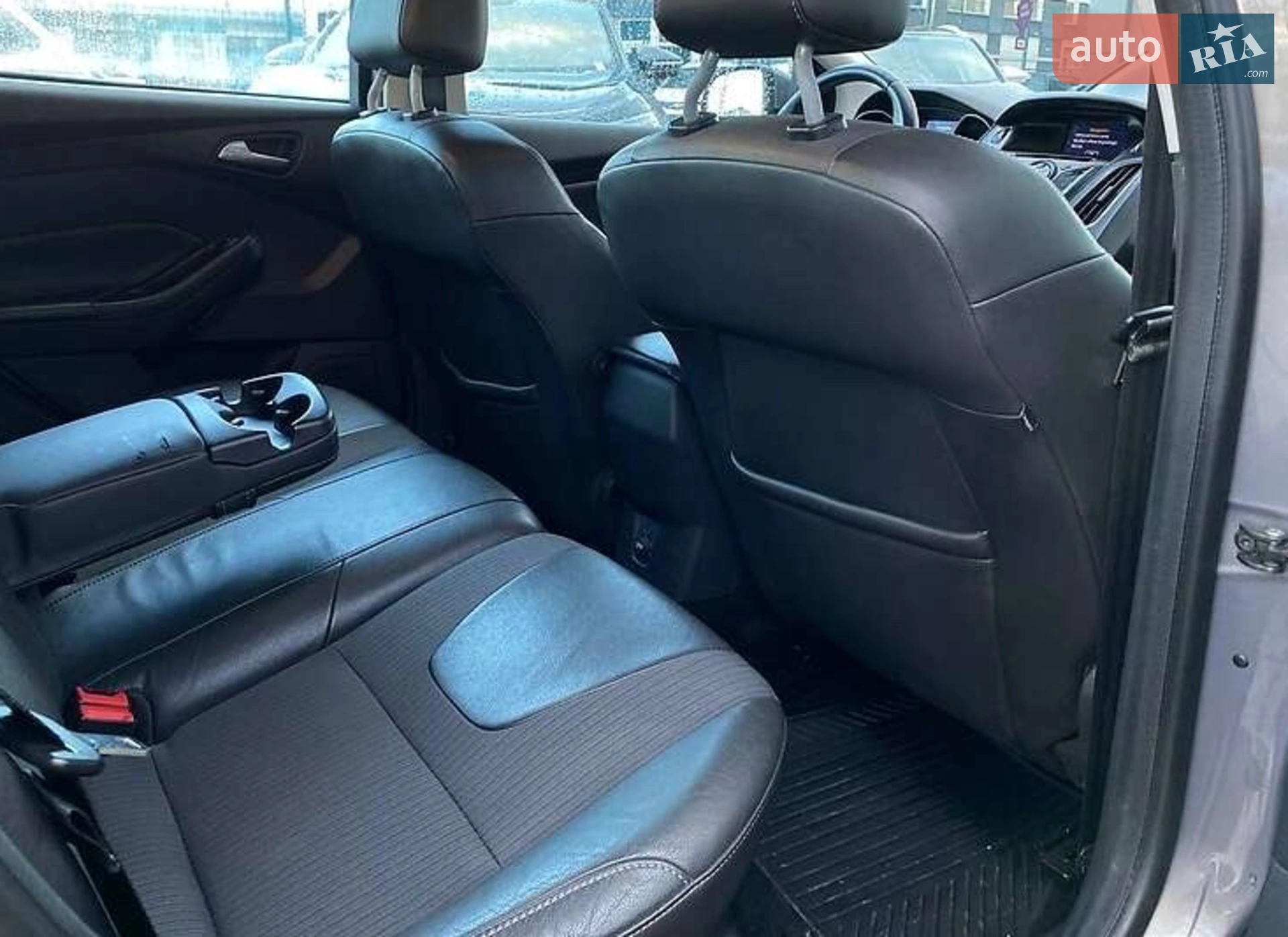 2011 Ford Focus - мініатюра 14