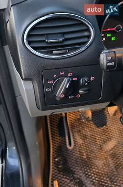 Универсал Ford Focus 2009 в 
