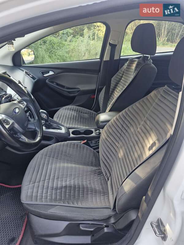 Хетчбек Ford Focus 2012 в Львові фото 13 Хетчбек Ford Focus 2012 в Львові