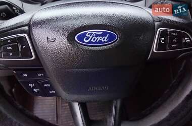 Хэтчбек Ford Focus 2017 в 