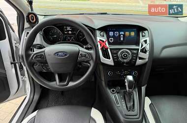 Седан Ford Focus 2017 в 
