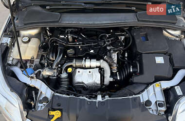Универсал Ford Focus 2012 в 