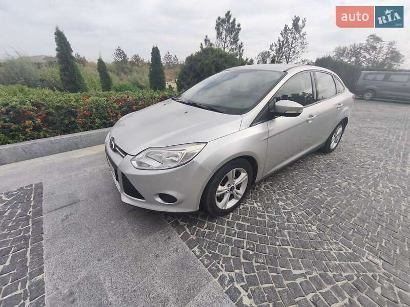 Седан Ford Focus 2014 в Днепре