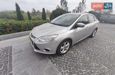 Седан Ford Focus 2014 в 