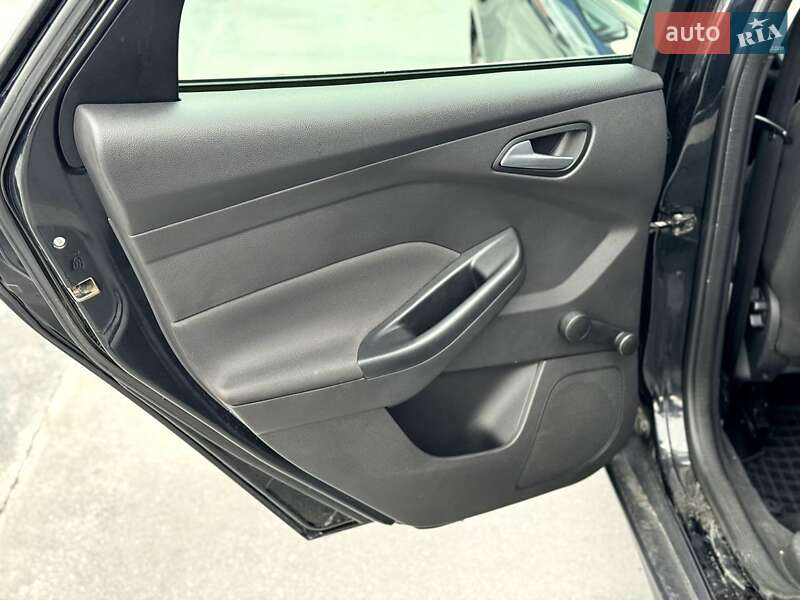 Универсал Ford Focus 2015 в Ровно