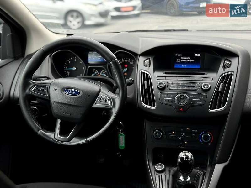 Универсал Ford Focus 2015 в Ровно
