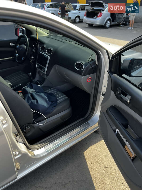 Хетчбек Ford Focus 2011 в Києві