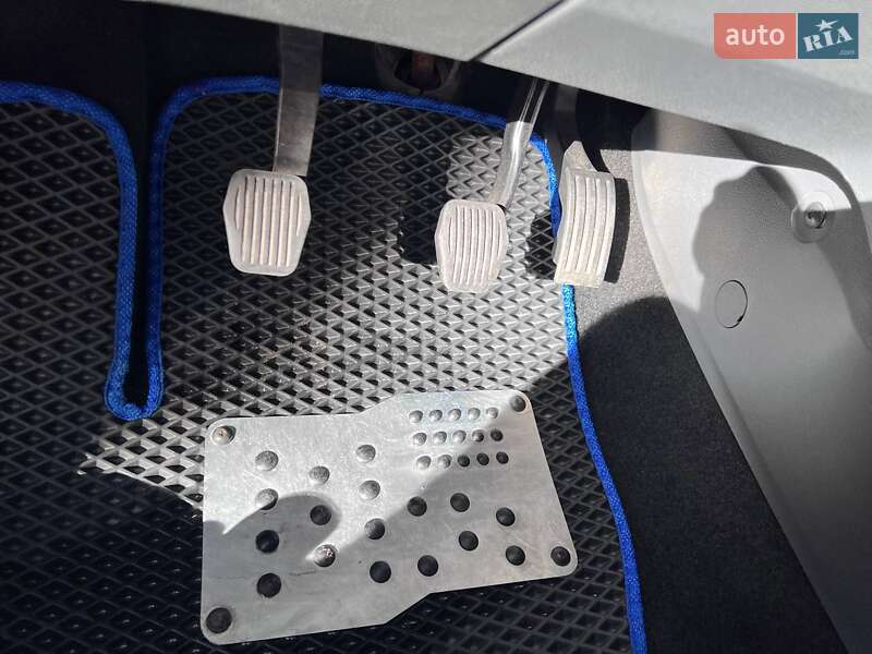 Универсал Ford Focus 2006 в Житомире фото 36 Универсал Ford Focus 2006 в Житомире