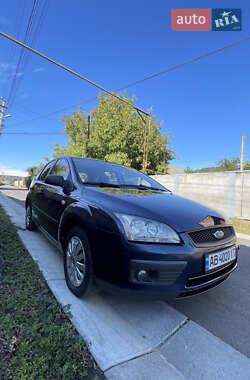 Хэтчбек Ford Focus 2006 в 