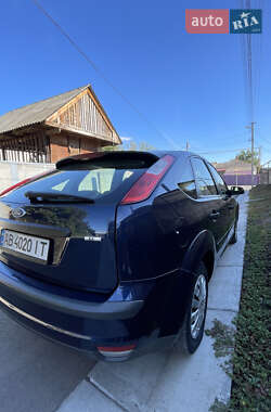 Хэтчбек Ford Focus 2006 в 