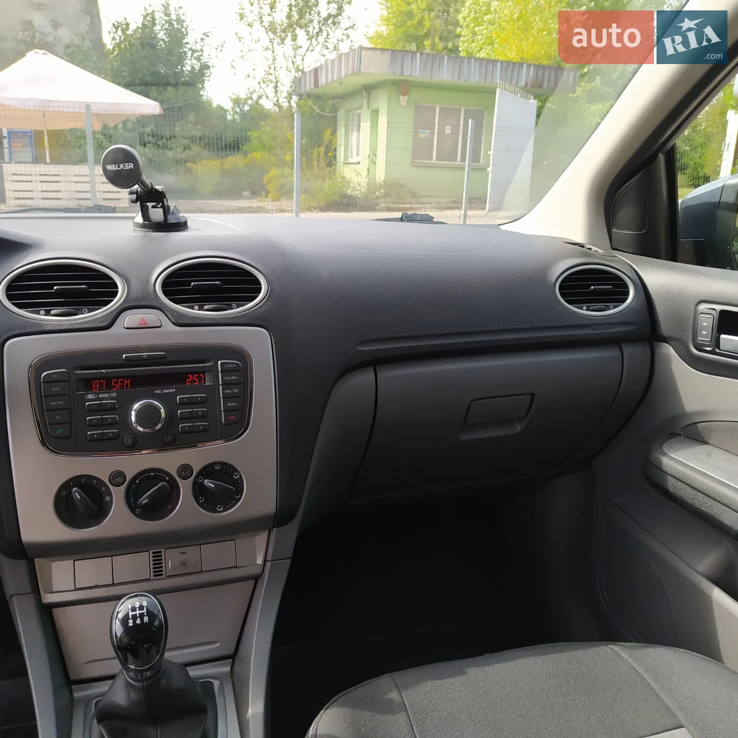 2011 Ford Focus - мініатюра 16