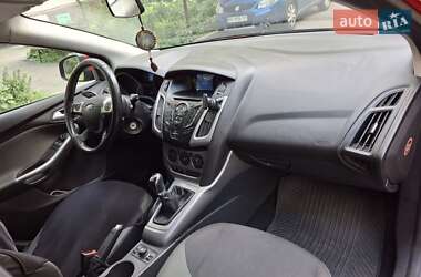 Универсал Ford Focus 2012 в 